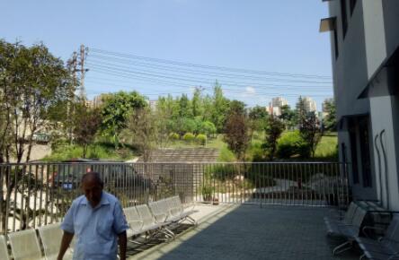 重庆市九龙坡区群林养老院_重庆失智老年公寓推荐,重庆失能老人补贴政策