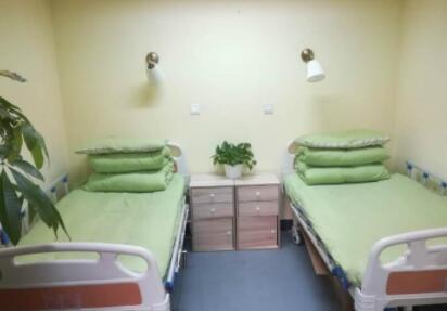 2020年开个小型养老院赚钱吗？