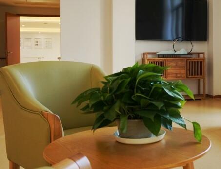 朗诗常青藤苏州采莲路站_苏州老年护理院价位多少钱,苏州养老护理院有多少?