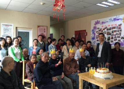 武汉市青山区怡江苑社区养老院_武汉风景优美养老社区,武汉风景优美养老社区在哪里