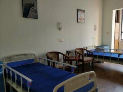 武汉有名的老年护理院电话,武汉老年医院在哪里