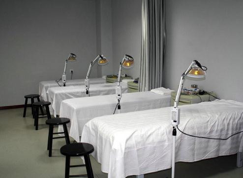 扬州曜阳国际老年公寓_扬州包吃包住养老院,扬州养老院收费标准