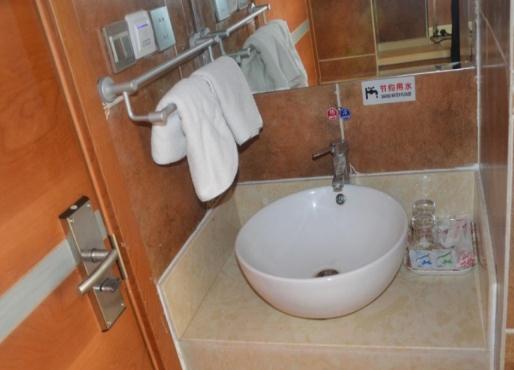 威海小汤温泉度假村_威海3000-5000养老院地址查询