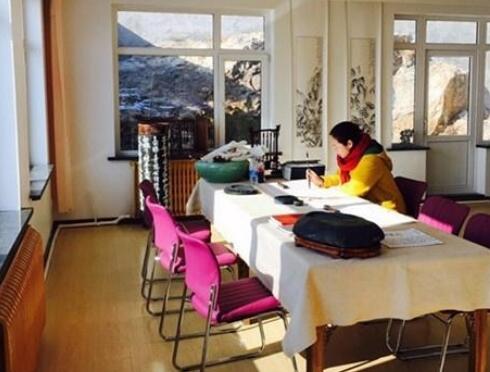 丹东东泰山庄养老院_丹东比较有名的养老社区费用,丹东养老院电话号码