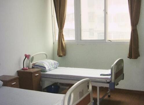 南京鼓楼区瑞海博老年康复中心_南京全护理老年护理院费用价格,南京养老院护工