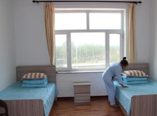 齐齐哈尔重山家园老年公寓_齐齐哈尔带医疗老年护理院地址在哪