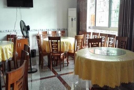 株洲攸县酒埠江镇锦润山庄_株洲正规养老院,株洲养老院收费价格