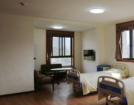 遵义爱心彩虹养老院_遵义最贵老年公寓排名前十