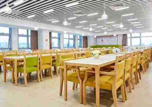 深业颐居深业生命健康中心_深圳老年公寓,深圳老年公寓包吃住