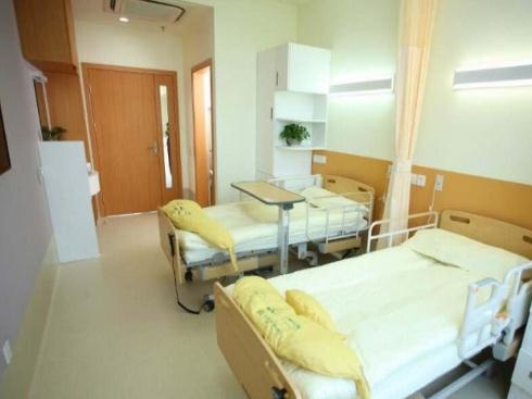 有颐居中央党校养老照料中心怎么样，收费多少钱一个月？