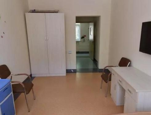 海淀区北太平庄冶建老年公寓_北京海淀区老年痴呆照护养老院一般多少钱费用