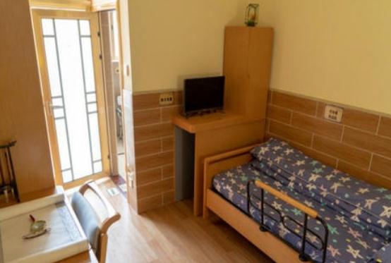 广州有医生巡诊看病的养老中心怎么收费，地址在哪？