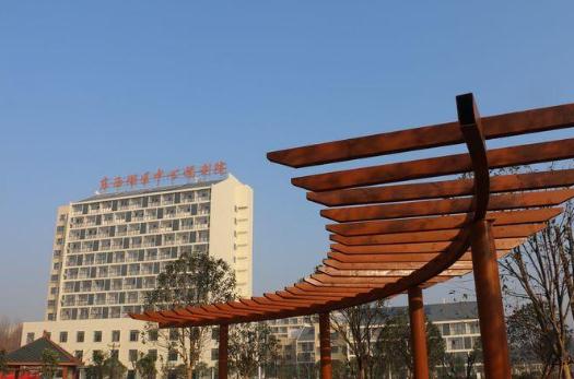 东西湖区中心福利院环境图片