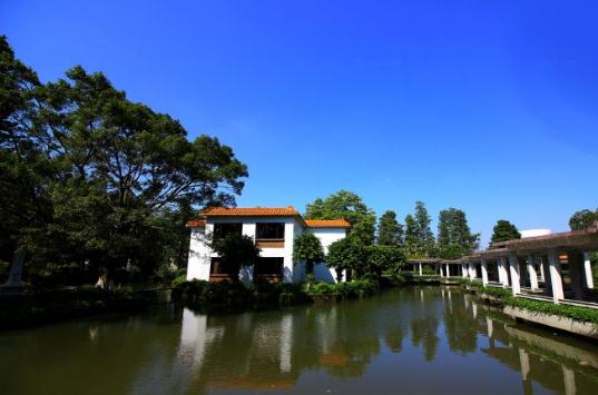 合一健康珠海白藤湖度假养老基地_珠海失能老人老年护理院名单一览