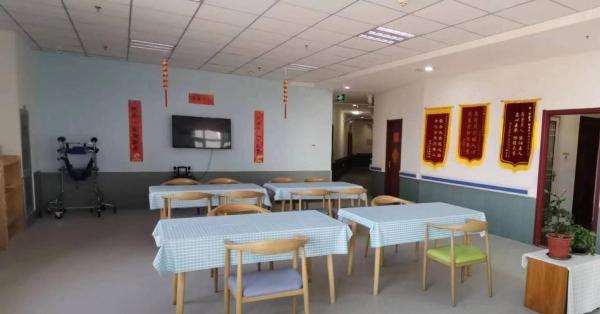 贺余年医养中心（津南永旺店）_天津最贵老年公寓大约多少钱,天津高端养老公寓