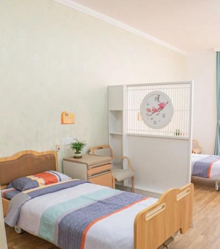 佛山市禅城区盈爱养老院_佛山4000元养老院哪个好,佛山养老医院