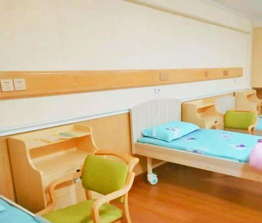 东方亮社区颐养院环境图片