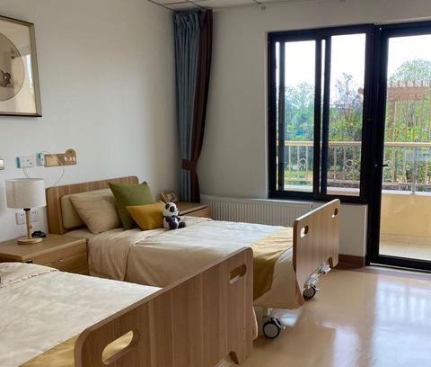 天易·天府颐园_成都豪华养老院大约多少钱,成都养老院的排名