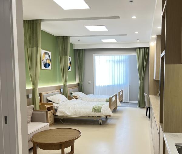 青岛悠然里康养社区环境图片