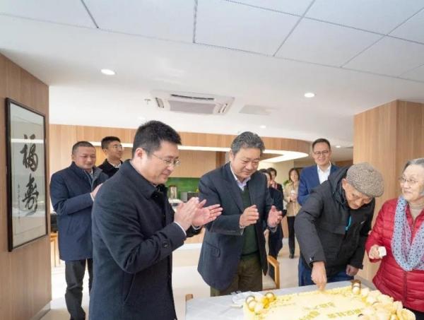 高新怡养老年公寓·护理院