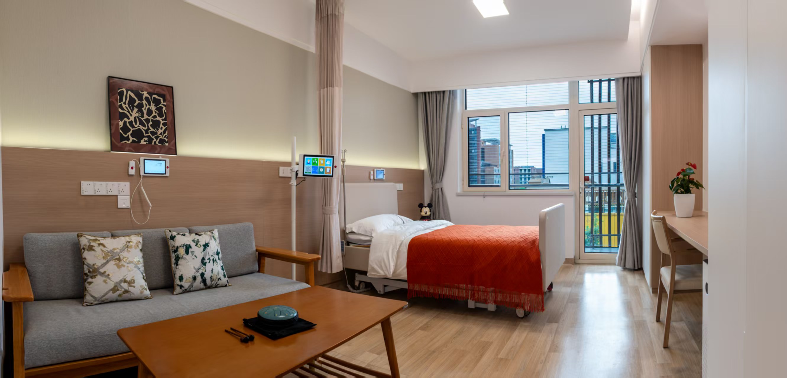 北京市通州区潞城镇鹏瑞利婧信康护家园环境图片